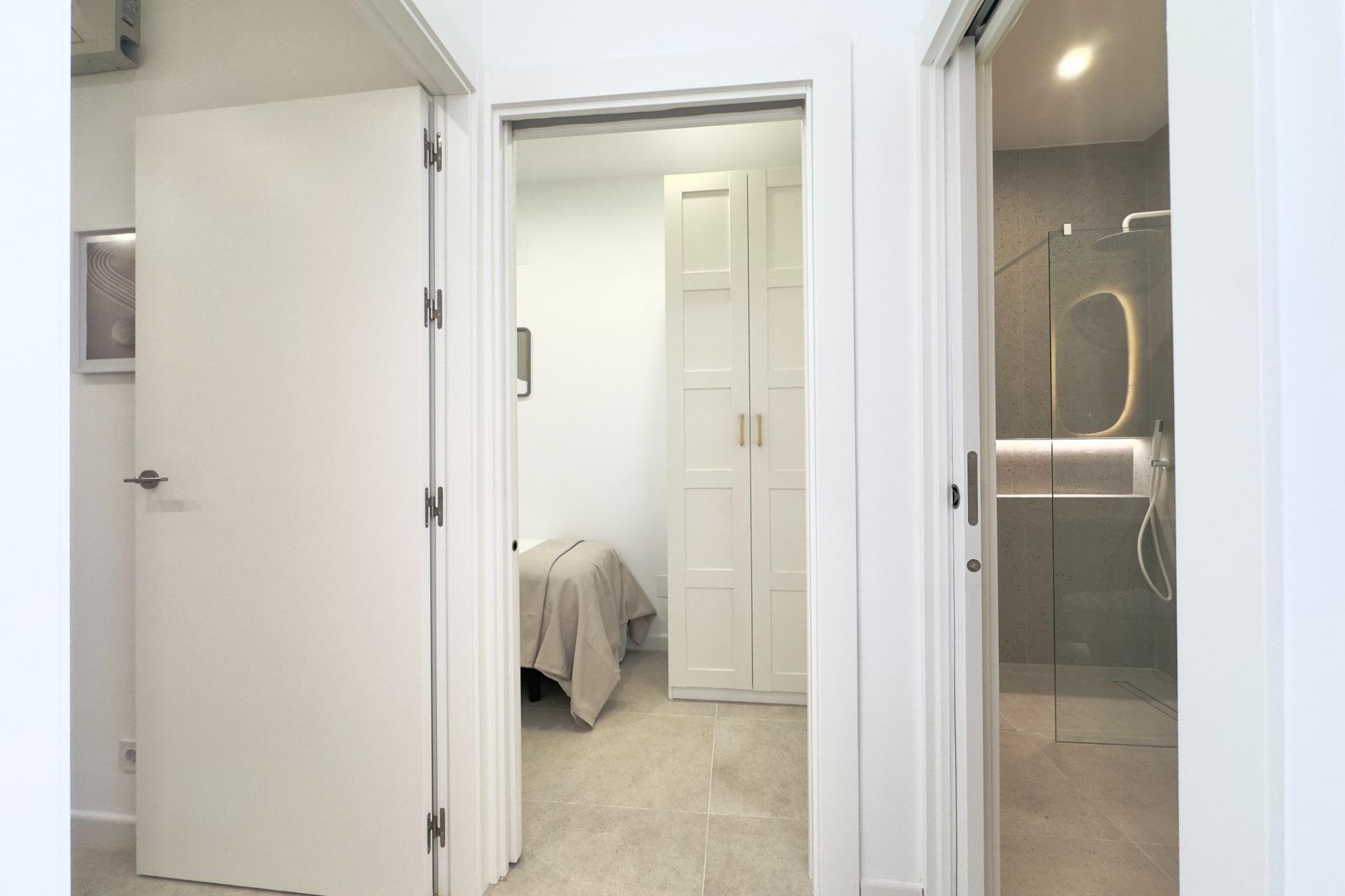 Reventa - Apartamento / Piso - Torrevieja - La Siesta