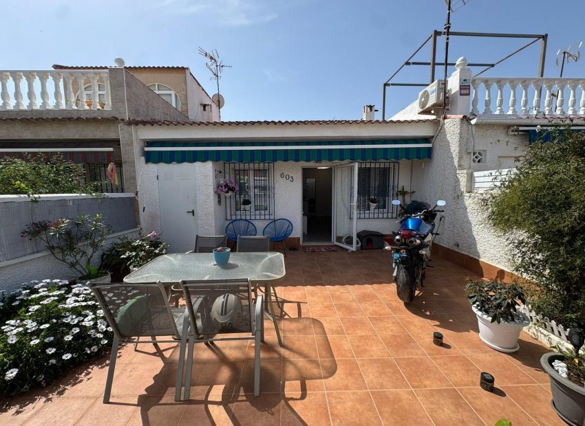 Reventa - Apartamento / Piso - Torrevieja - La Siesta