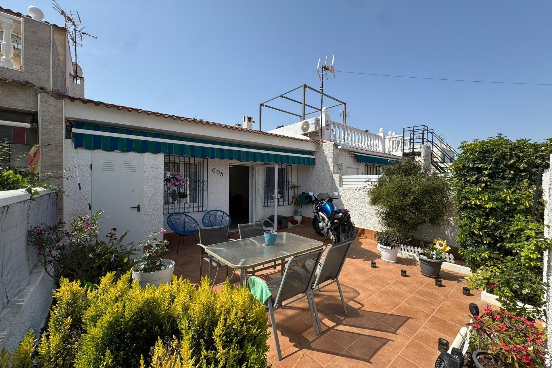 Reventa - Apartamento / Piso - Torrevieja - La Siesta