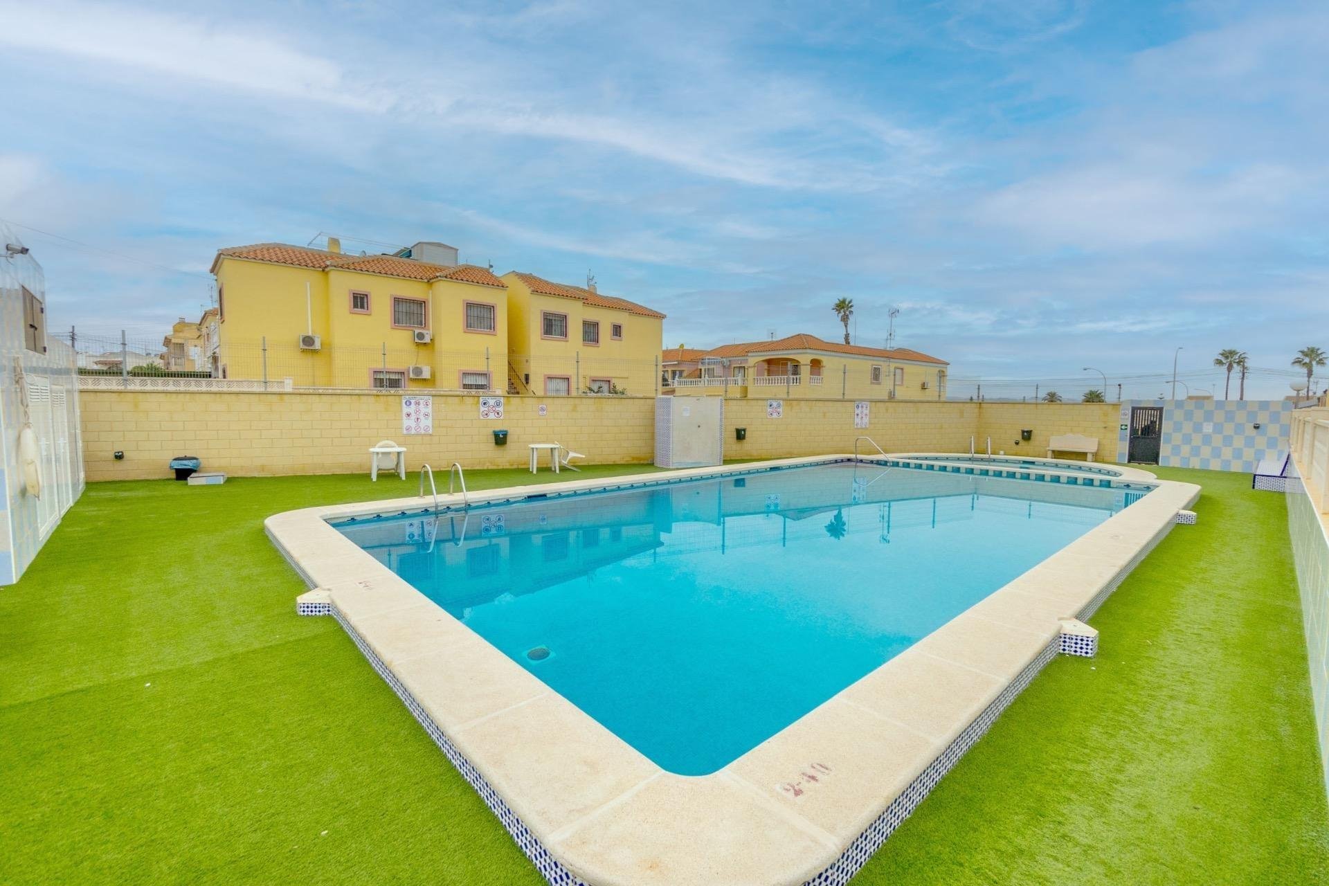 Reventa - Apartamento / Piso - Torrevieja - La Siesta