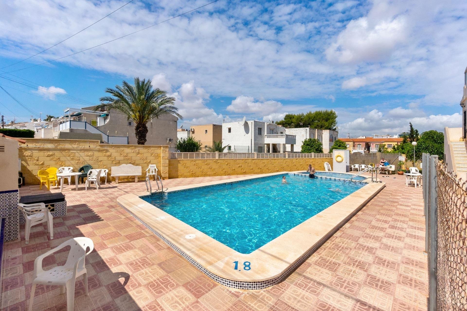 Reventa - Apartamento / Piso - Torrevieja - La Siesta