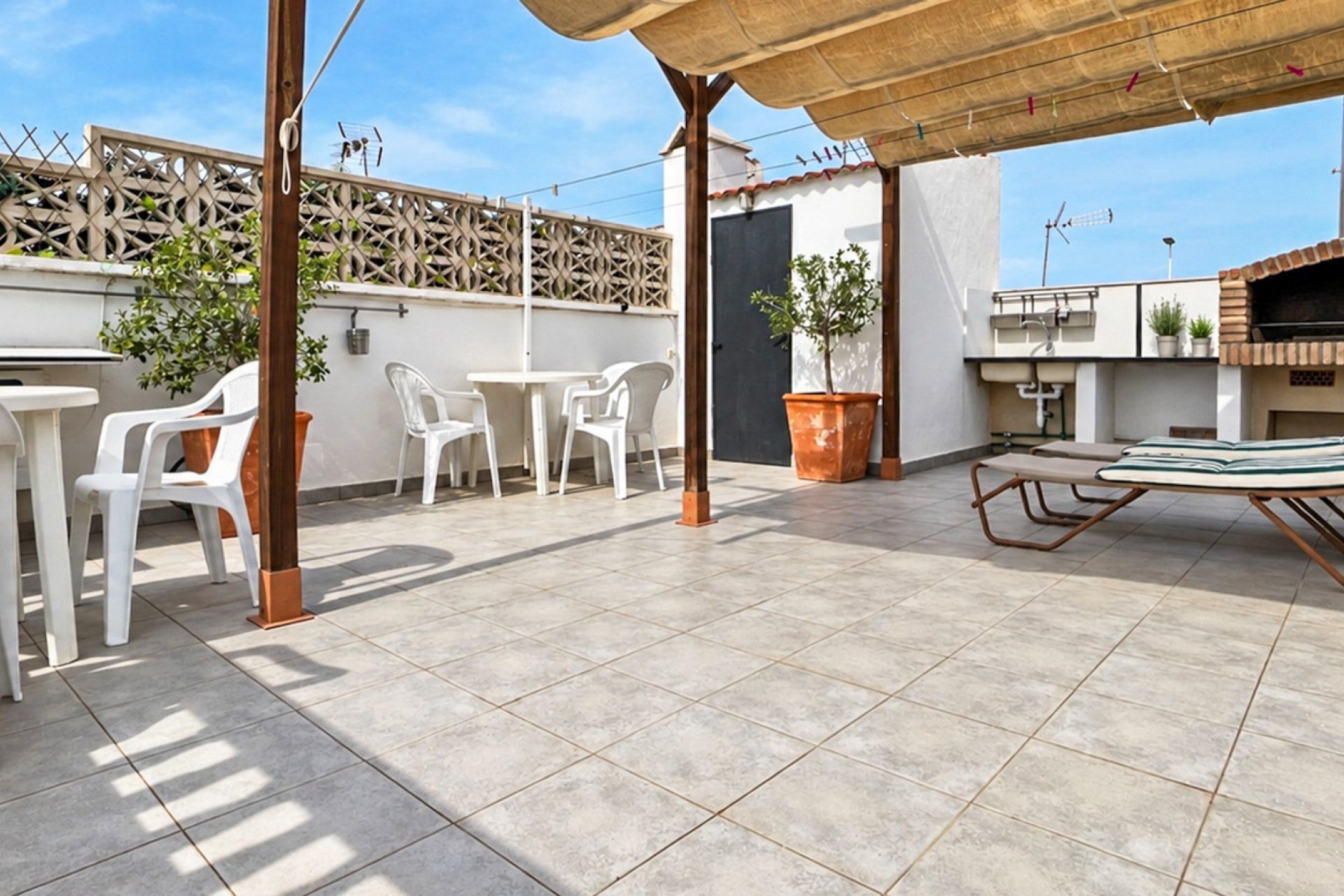 Reventa - Apartamento / Piso - Torrevieja - La Siesta