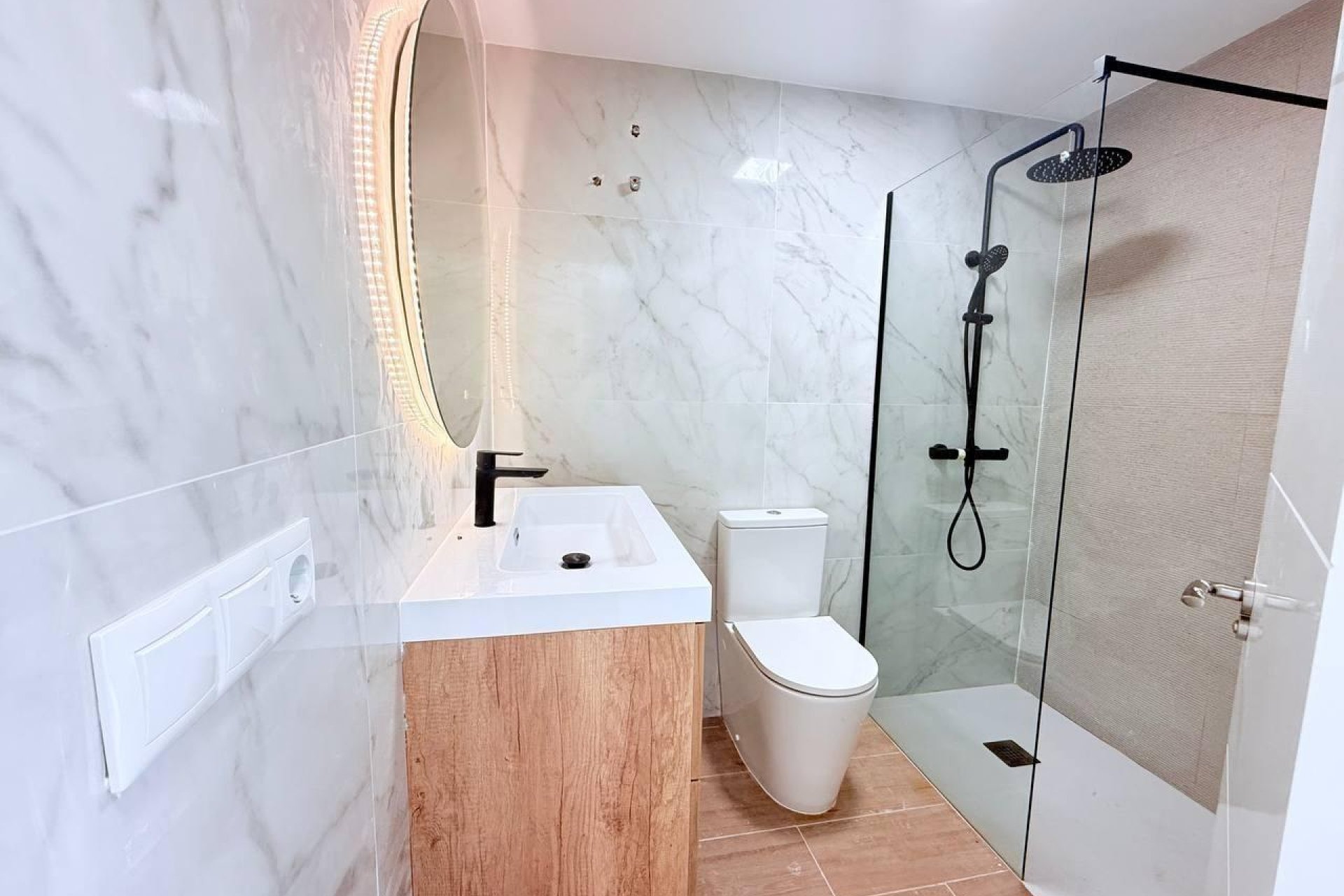 Reventa - Apartamento / Piso - Torrevieja - La Veleta