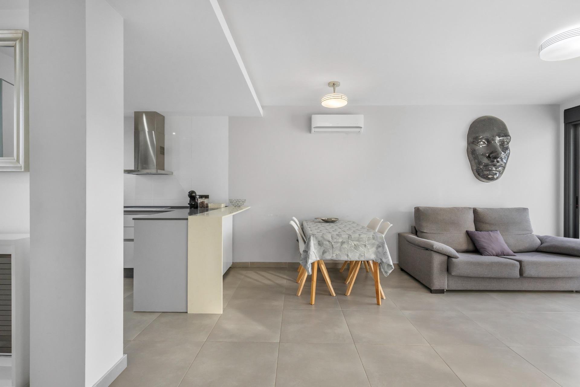 Reventa - Apartamento / Piso - Torrevieja - Los Balcones