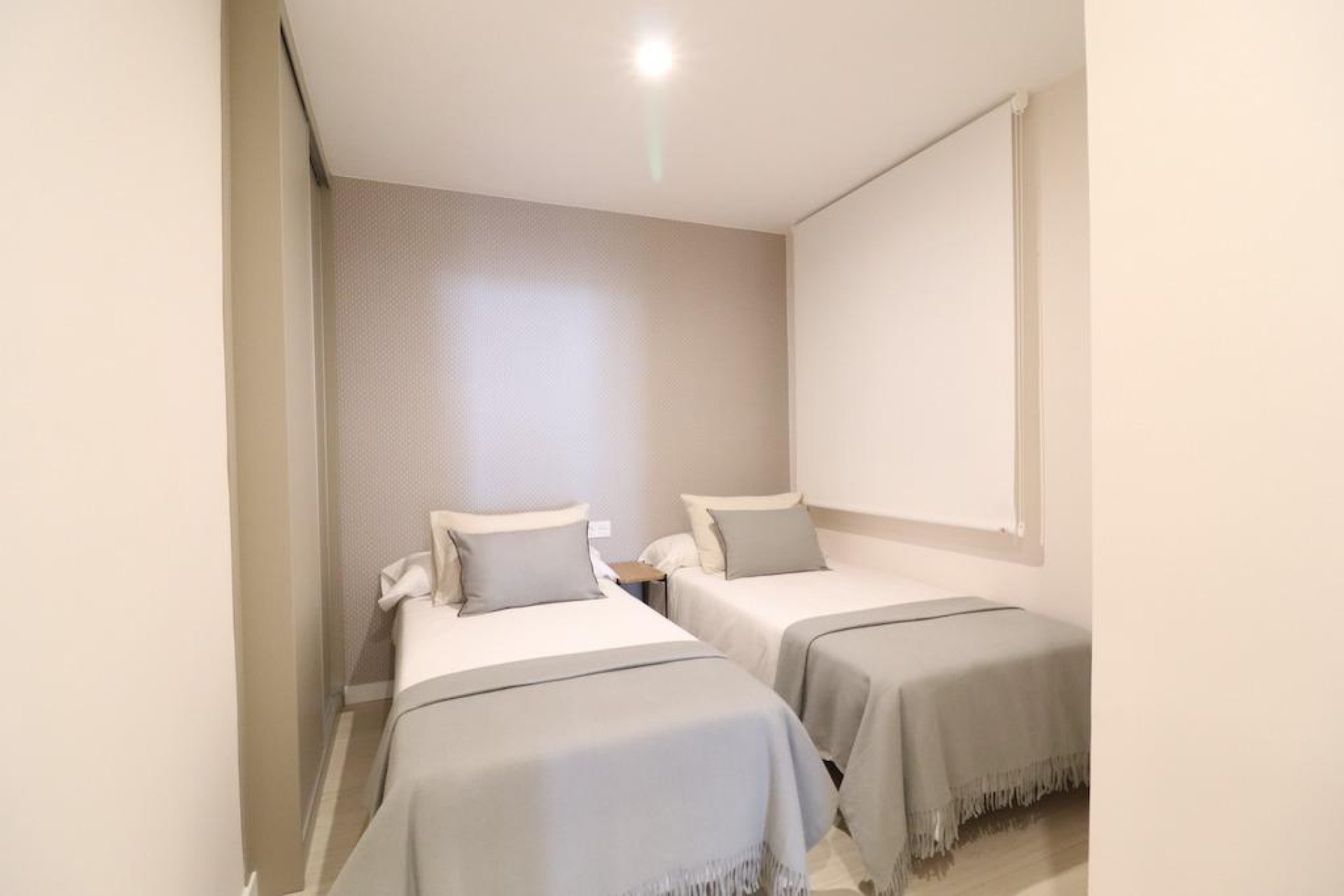 Reventa - Apartamento / piso - Torrevieja - Paseo maritimo