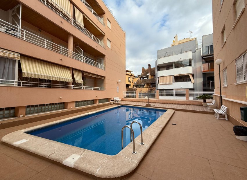 Reventa - Apartamento / Piso - Torrevieja - Playa del Cura