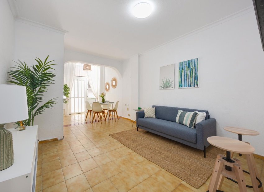 Reventa - Apartamento / Piso - Torrevieja - Playa del Cura