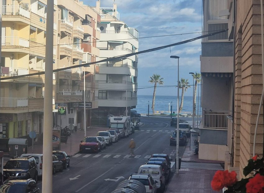 Reventa - Apartamento / Piso - Torrevieja - Playa del Cura
