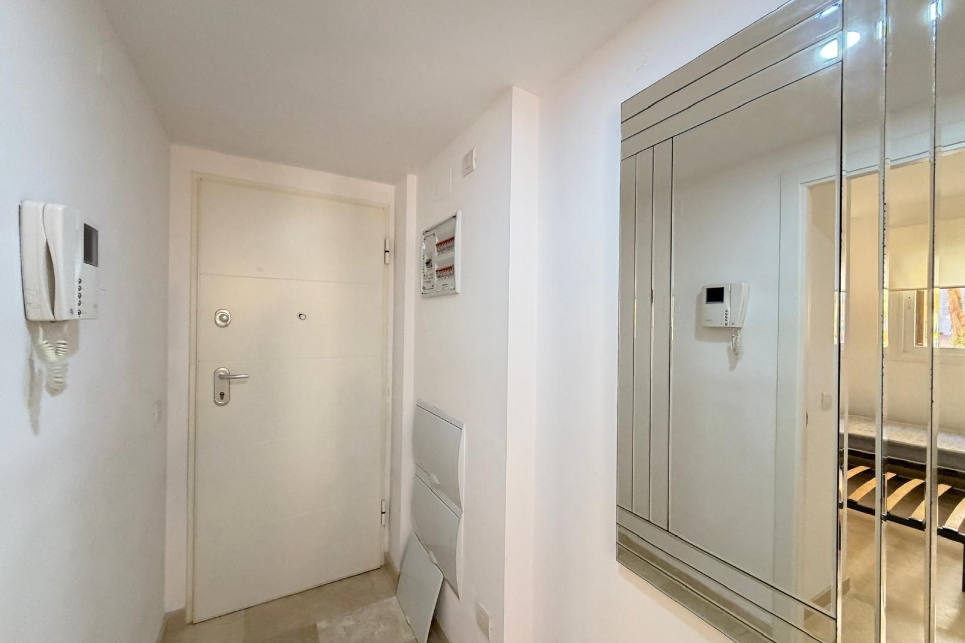 Reventa - Apartamento / Piso - Torrevieja - Punta Prima