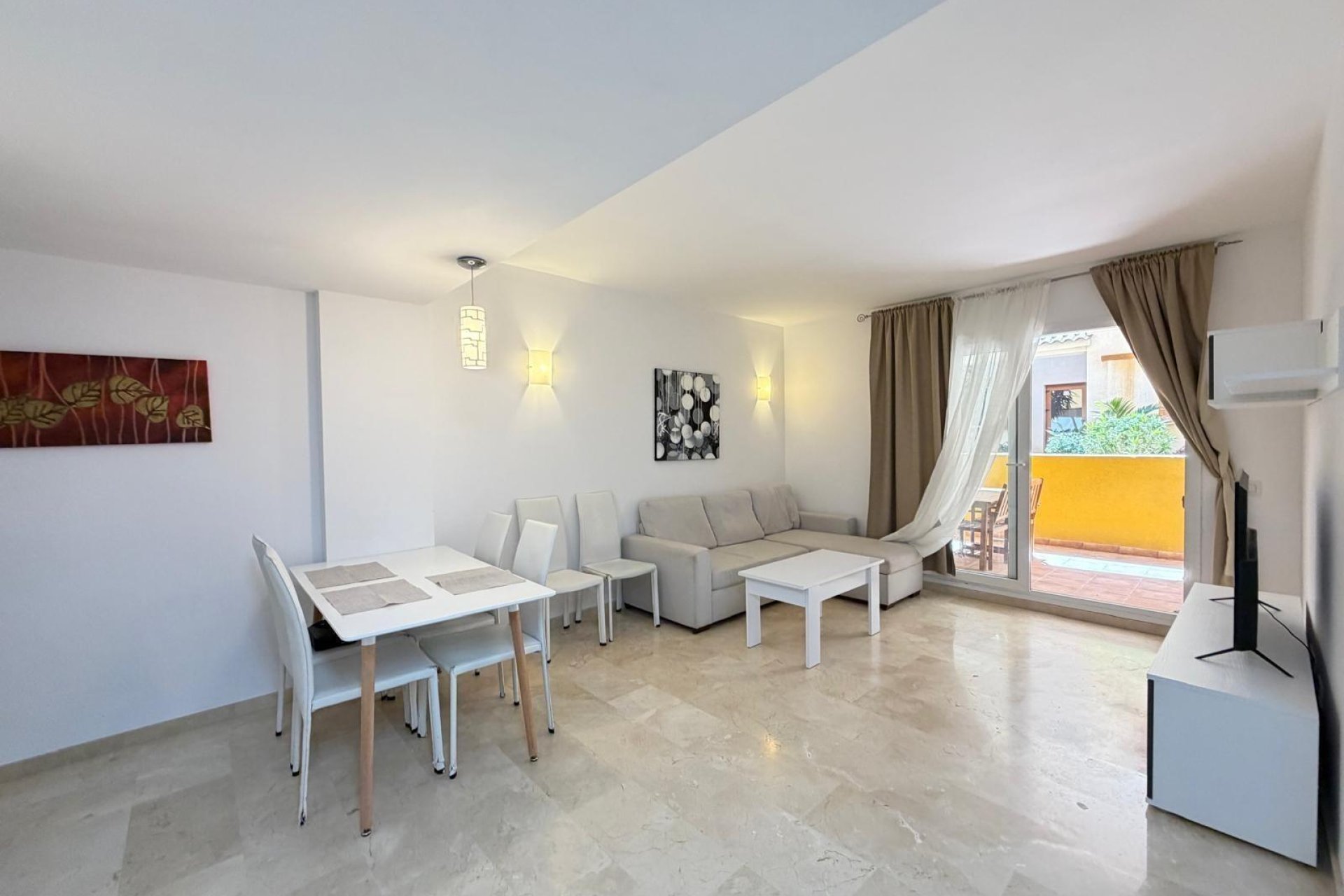 Reventa - Apartamento / Piso - Torrevieja - Punta Prima
