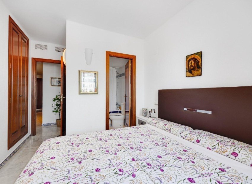 Reventa - Apartamento / Piso - Torrevieja - Torrejón