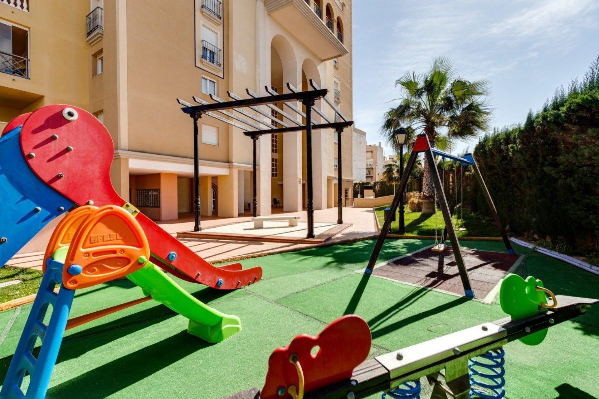 Reventa - Apartamento / Piso - Torrevieja - Torrejón