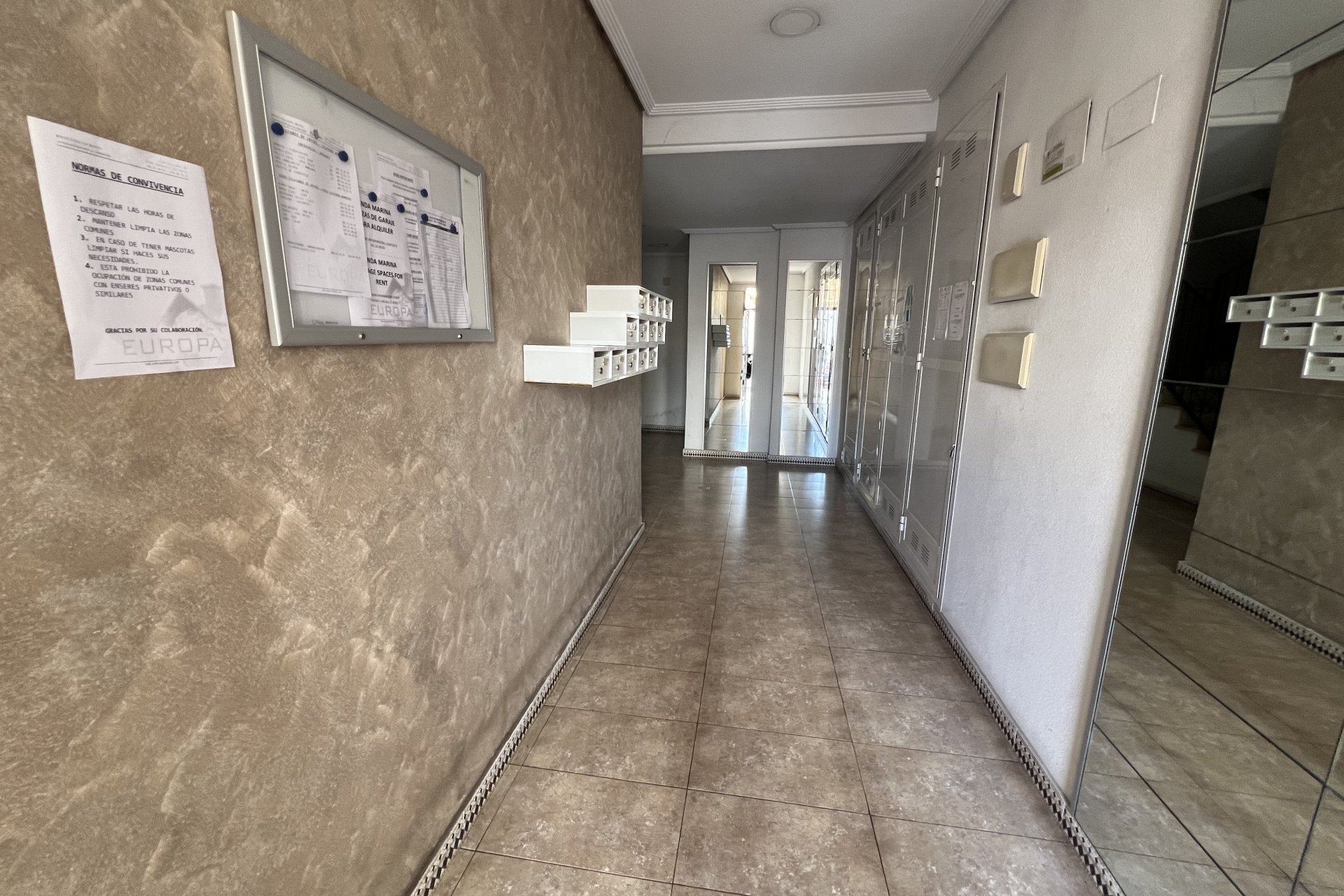 Reventa - Apartamento / piso - Torrevieja