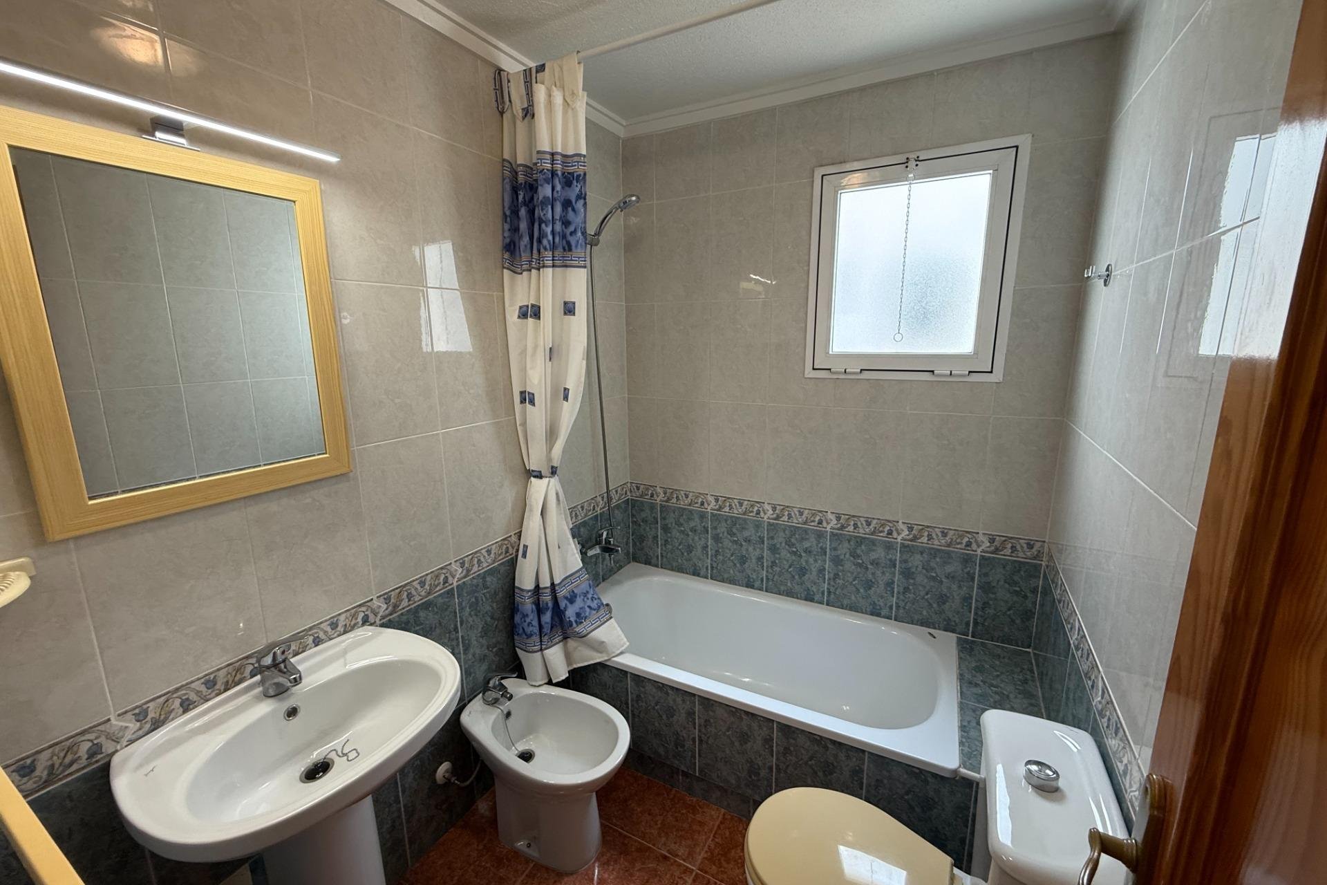 Reventa - Apartamento / Piso - Torrevieja