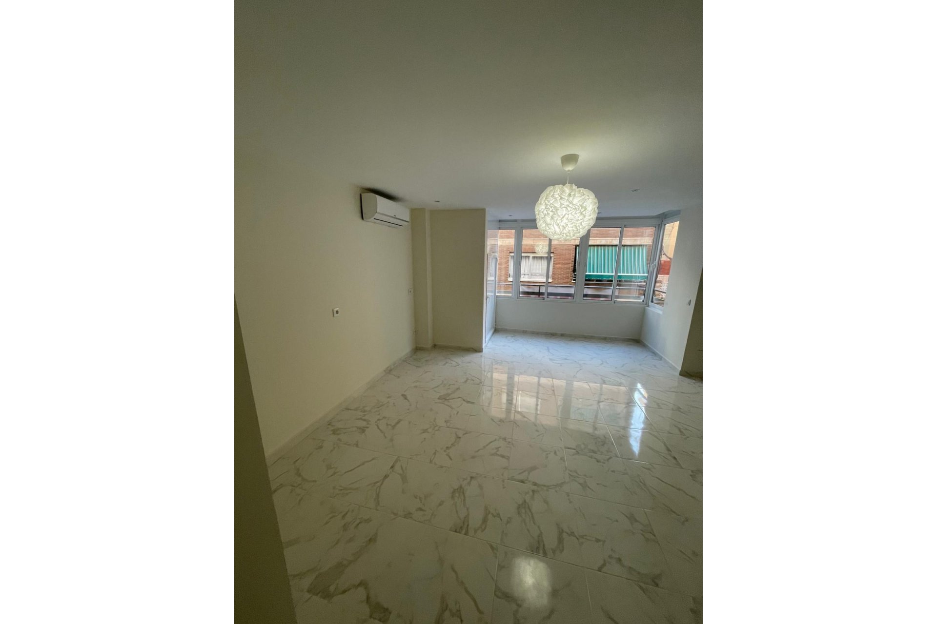 Reventa - Apartamento / Piso - Torrevieja