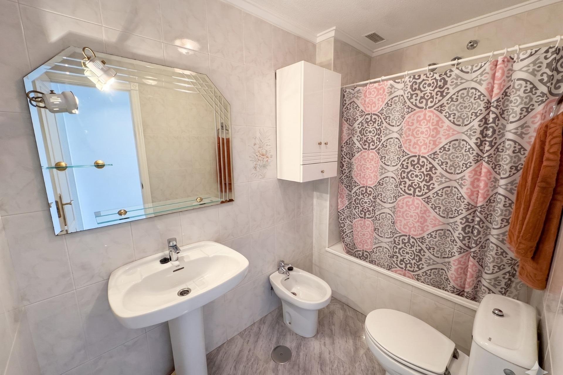 Reventa - Apartamento / Piso - Torrevieja