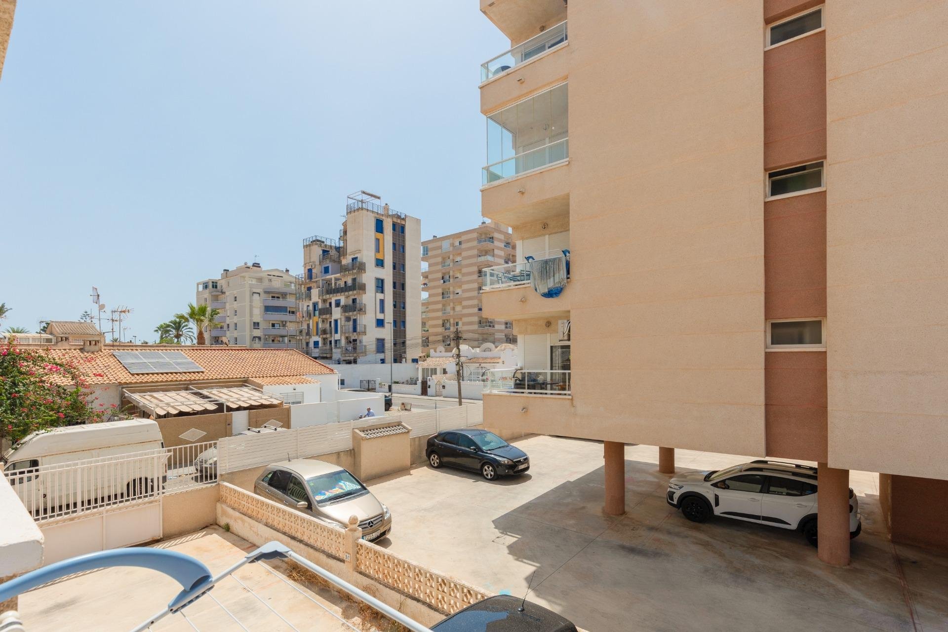 Reventa - Apartamento / Piso - Torrevieja