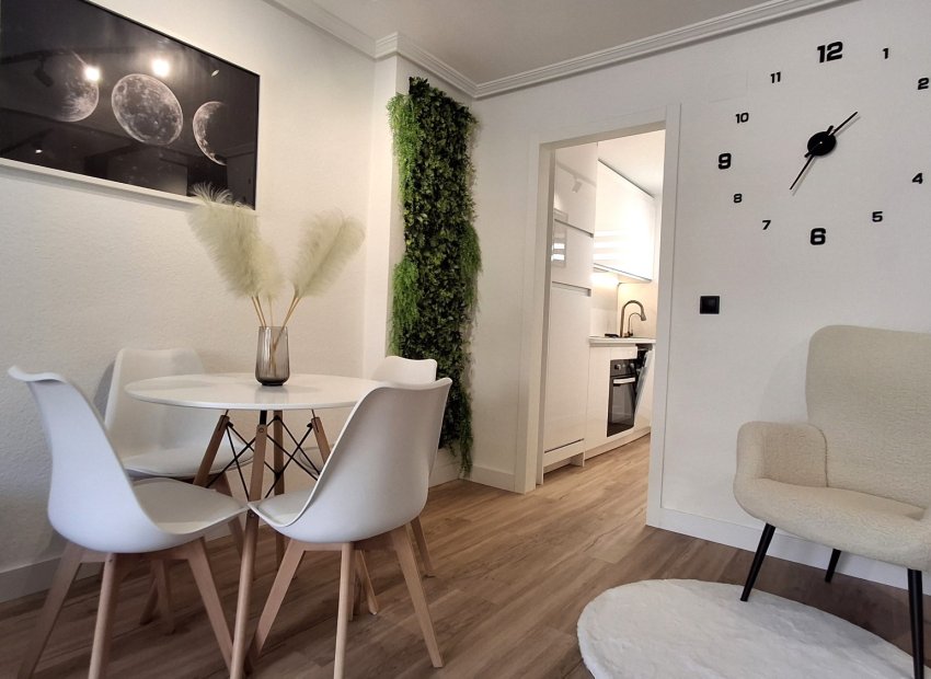 Reventa - Apartamento / Piso - Torrevieja