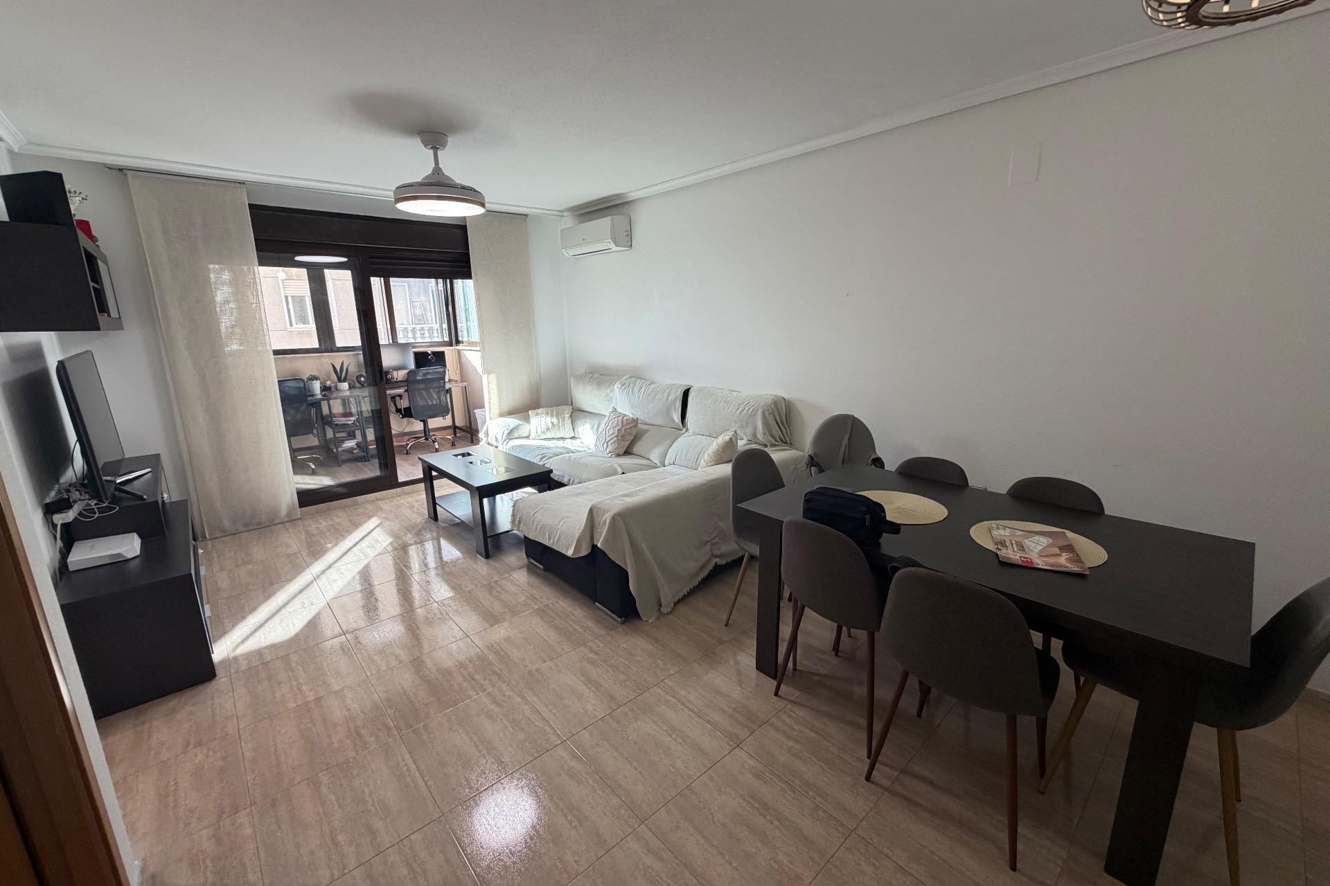 Reventa - Apartamento / Piso - Torrevieja