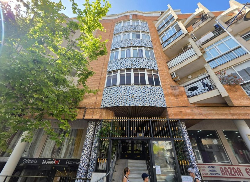 Reventa - Apartamento / Piso - Torrevieja