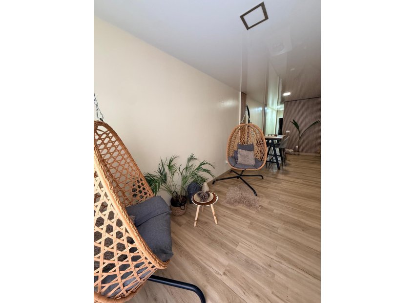 Reventa - Apartamento / Piso - Torrevieja
