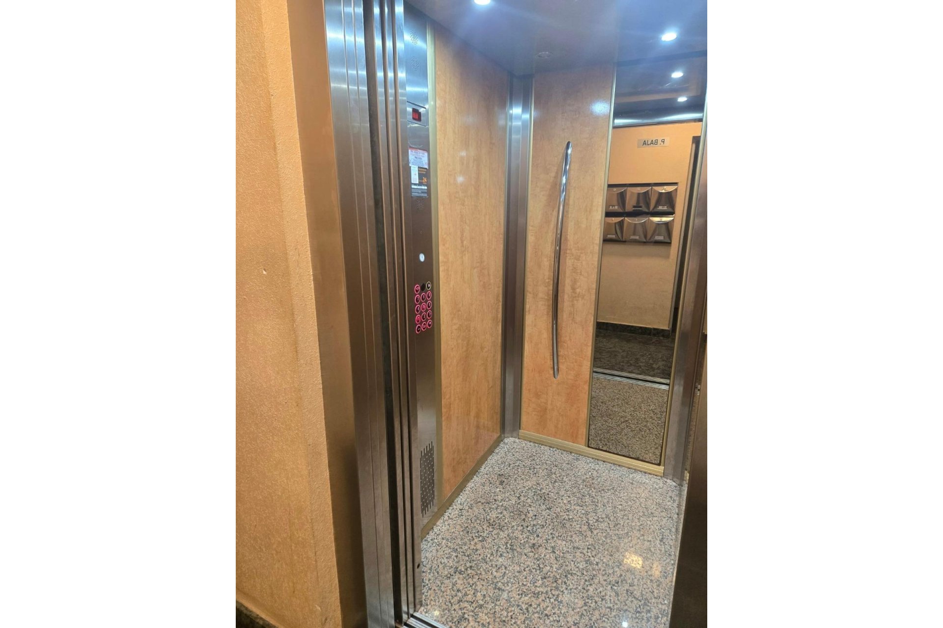 Reventa - Apartamento / Piso - Torrevieja