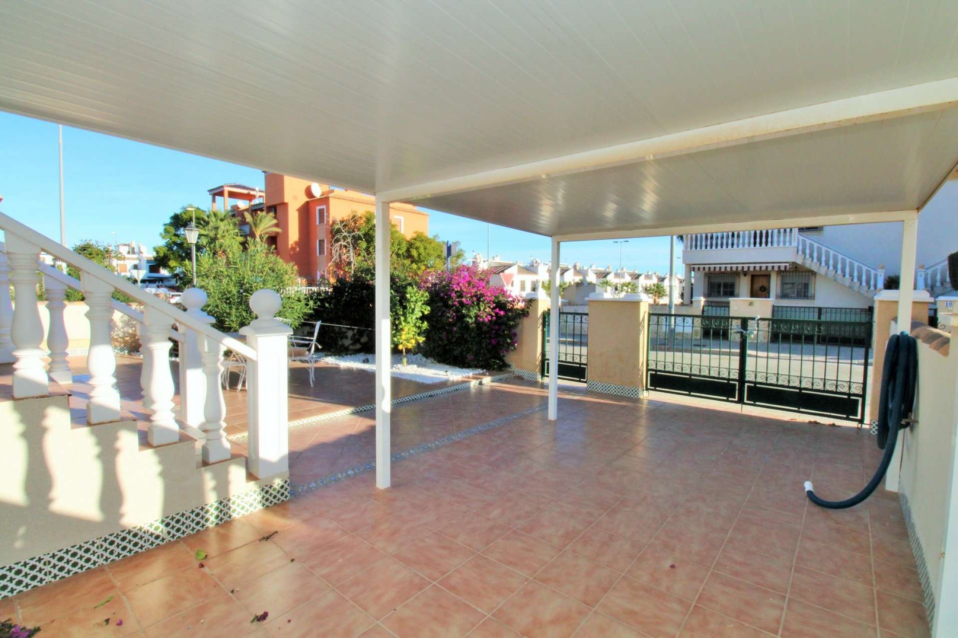 Reventa - Apartamento / piso - Villamartin - PAU 8