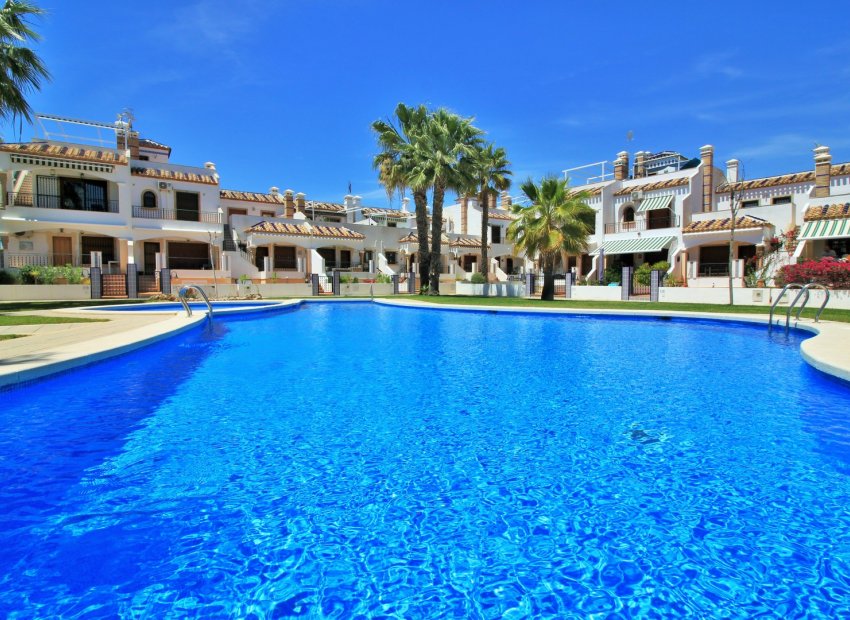 Reventa - Apartamento / Piso - Villamartin - PAU 8