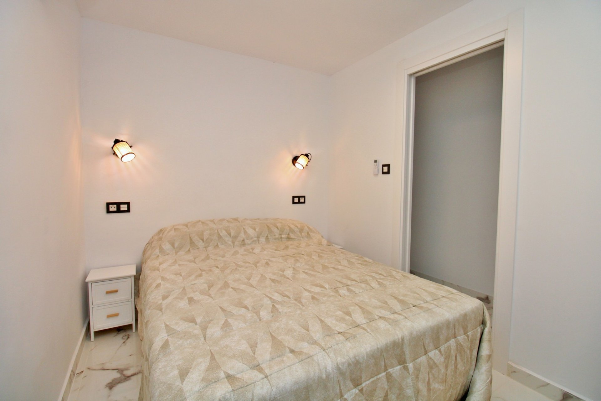 Reventa - Apartamento / piso - Villamartin - Villamartín