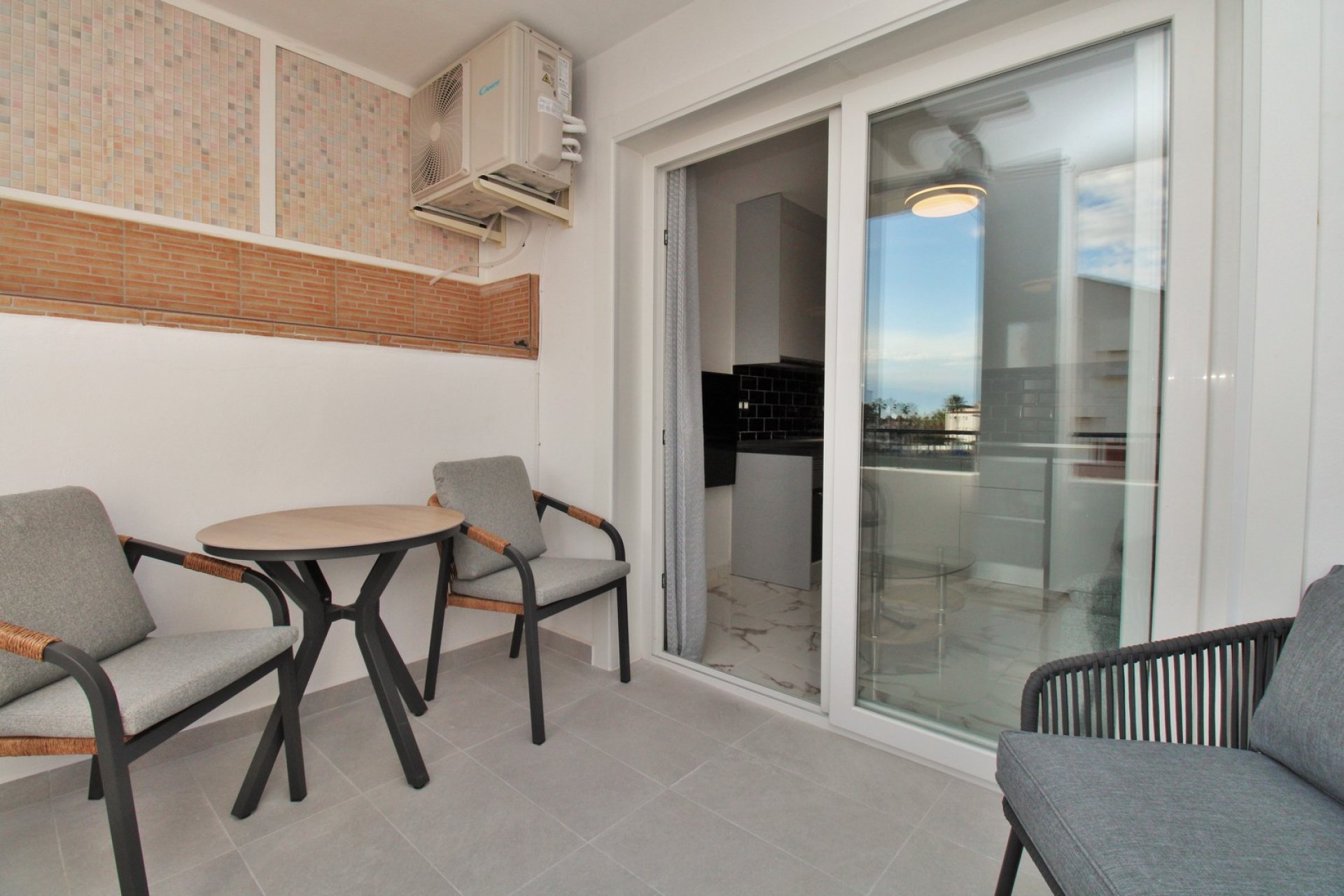 Reventa - Apartamento / piso - Villamartin - Villamartín