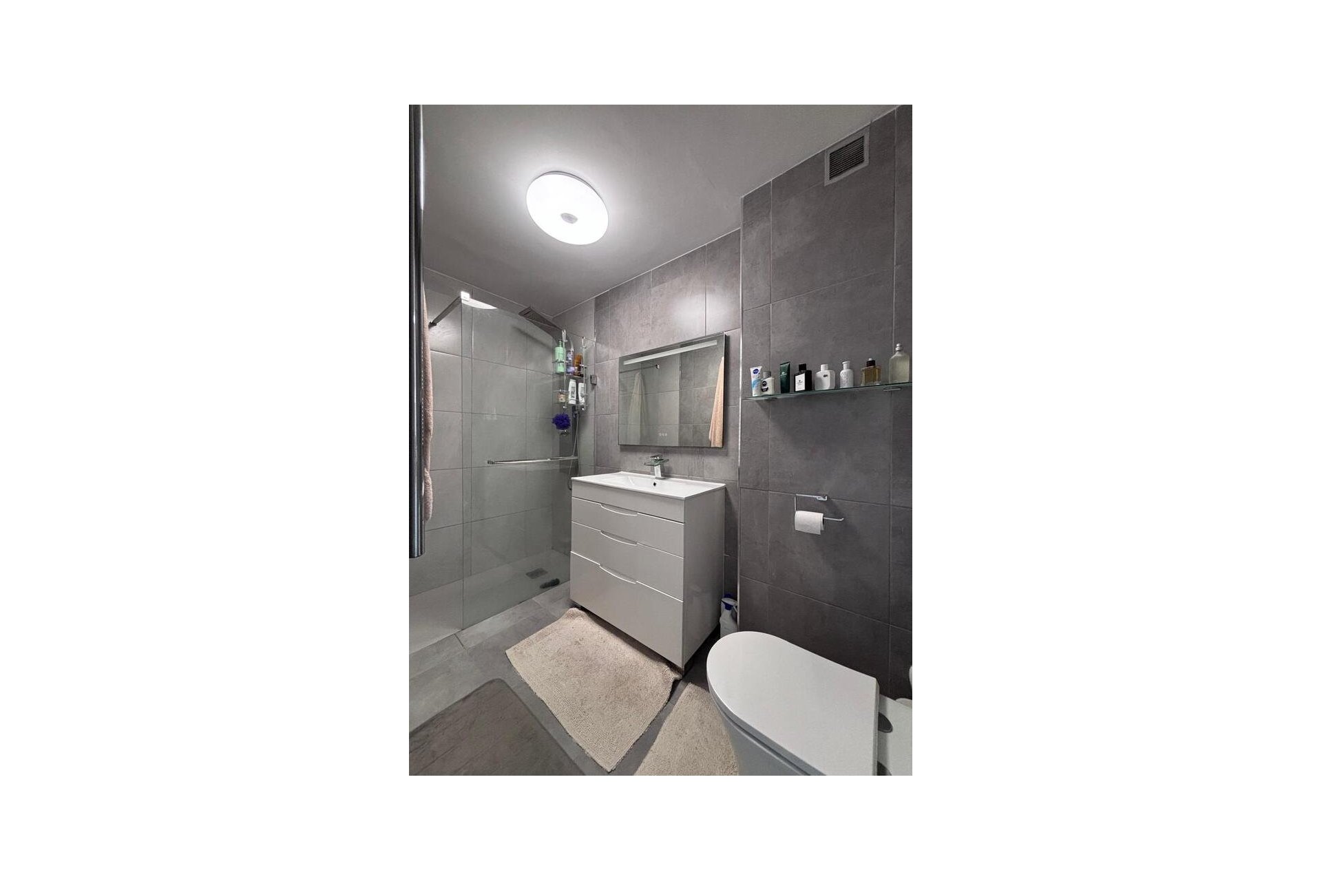 Reventa - Apartamento / Piso - Villamartin - Villamartín