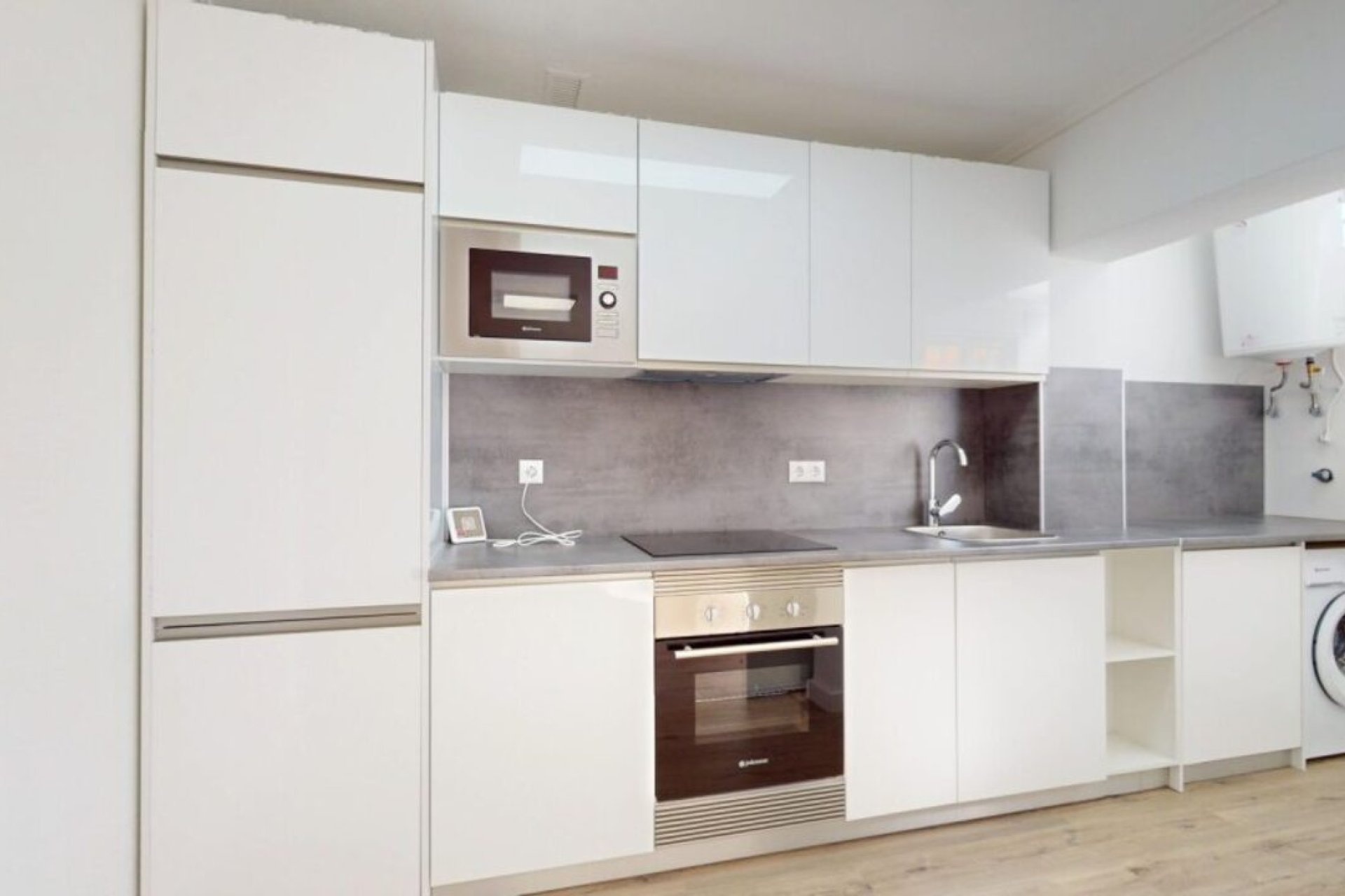 Reventa - Apartamento / Piso - Villamartin - Villamartín