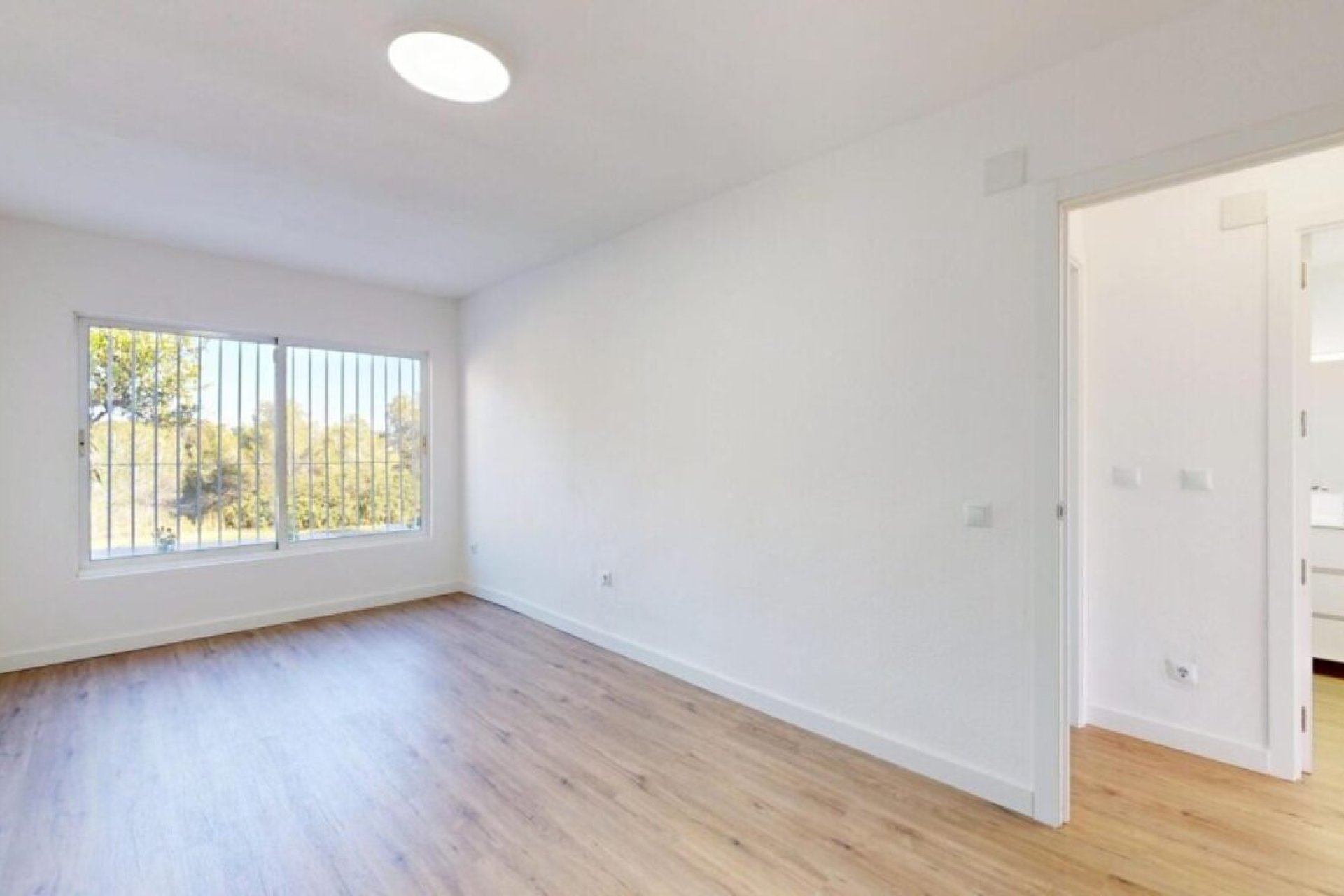 Reventa - Apartamento / Piso - Villamartin - Villamartín