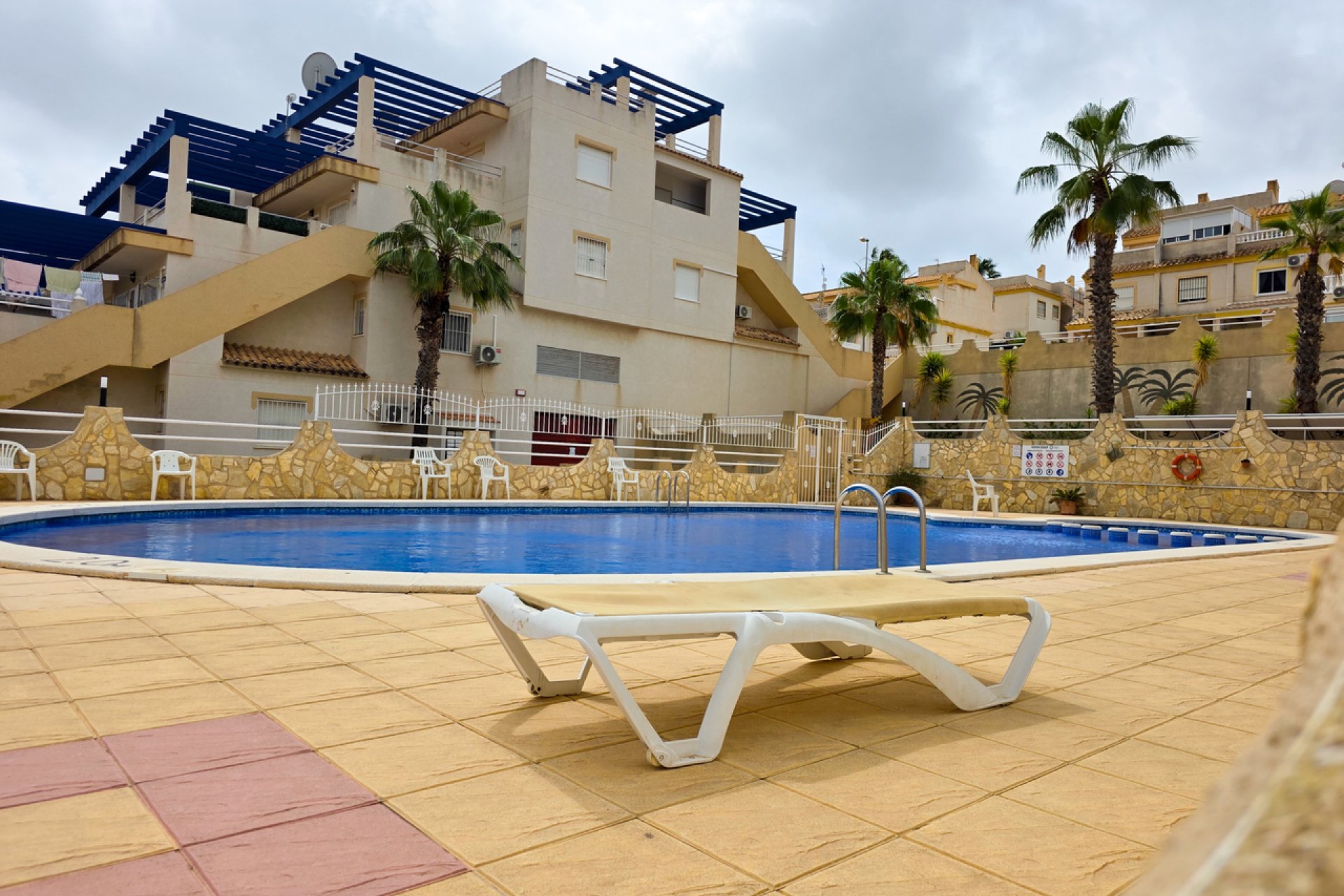 Reventa - Apartamento / Piso - Villamartin - Villamartín