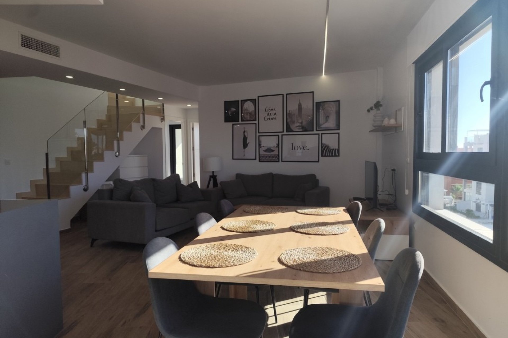 Reventa - Apartamento / Piso - Villamartin - Villamartín