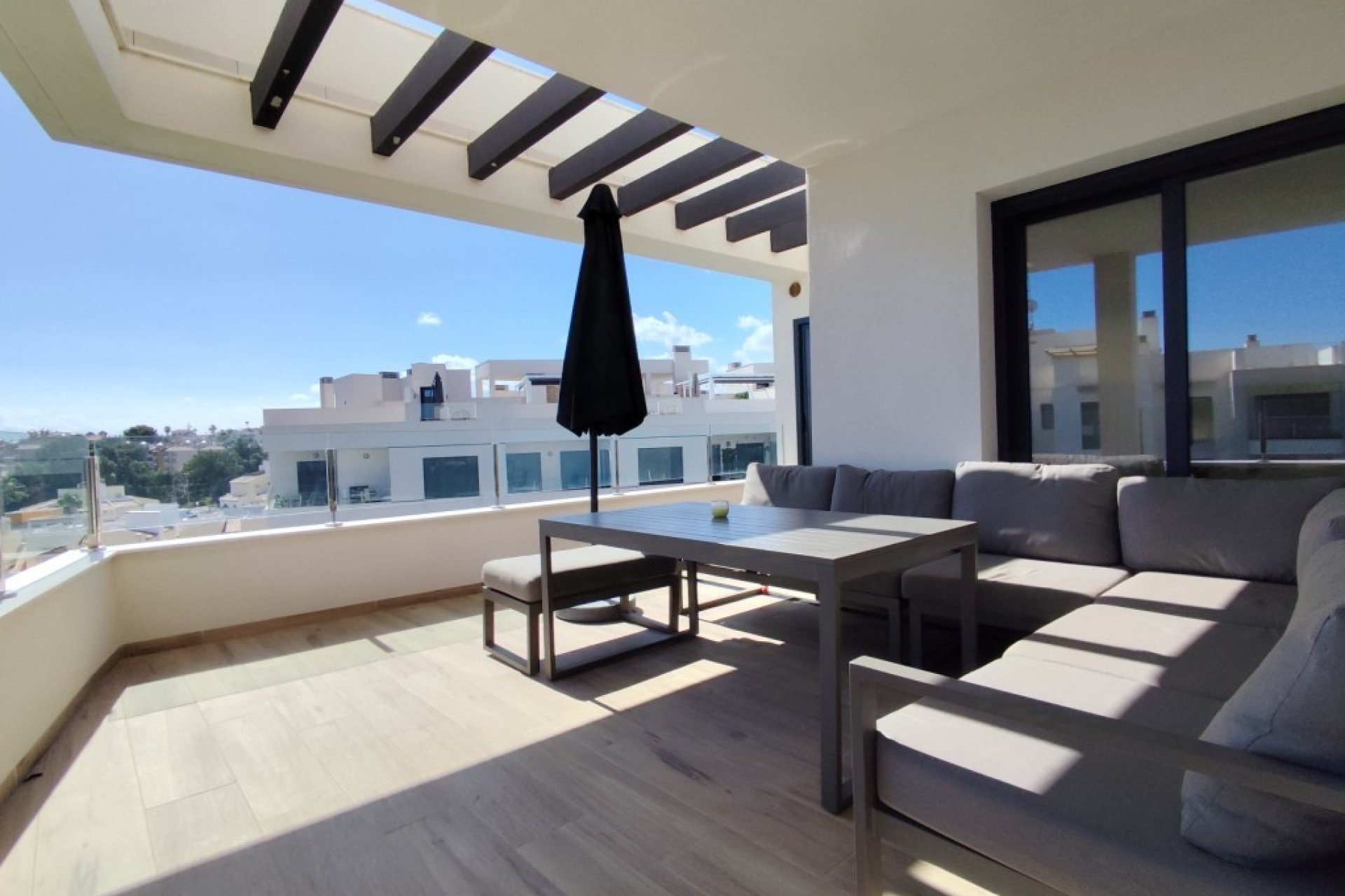 Reventa - Apartamento / Piso - Villamartin - Villamartín
