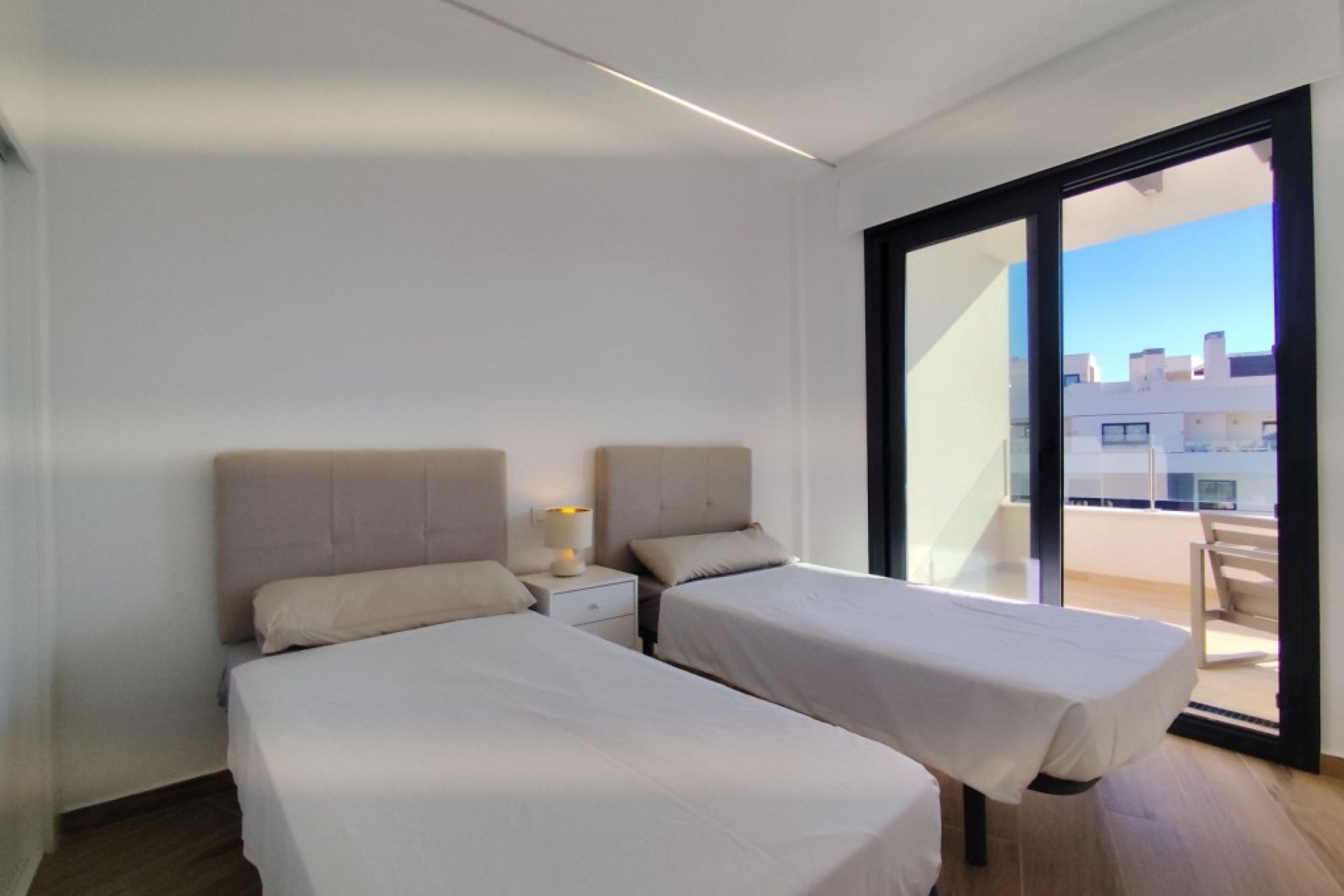 Reventa - Apartamento / Piso - Villamartin - Villamartín