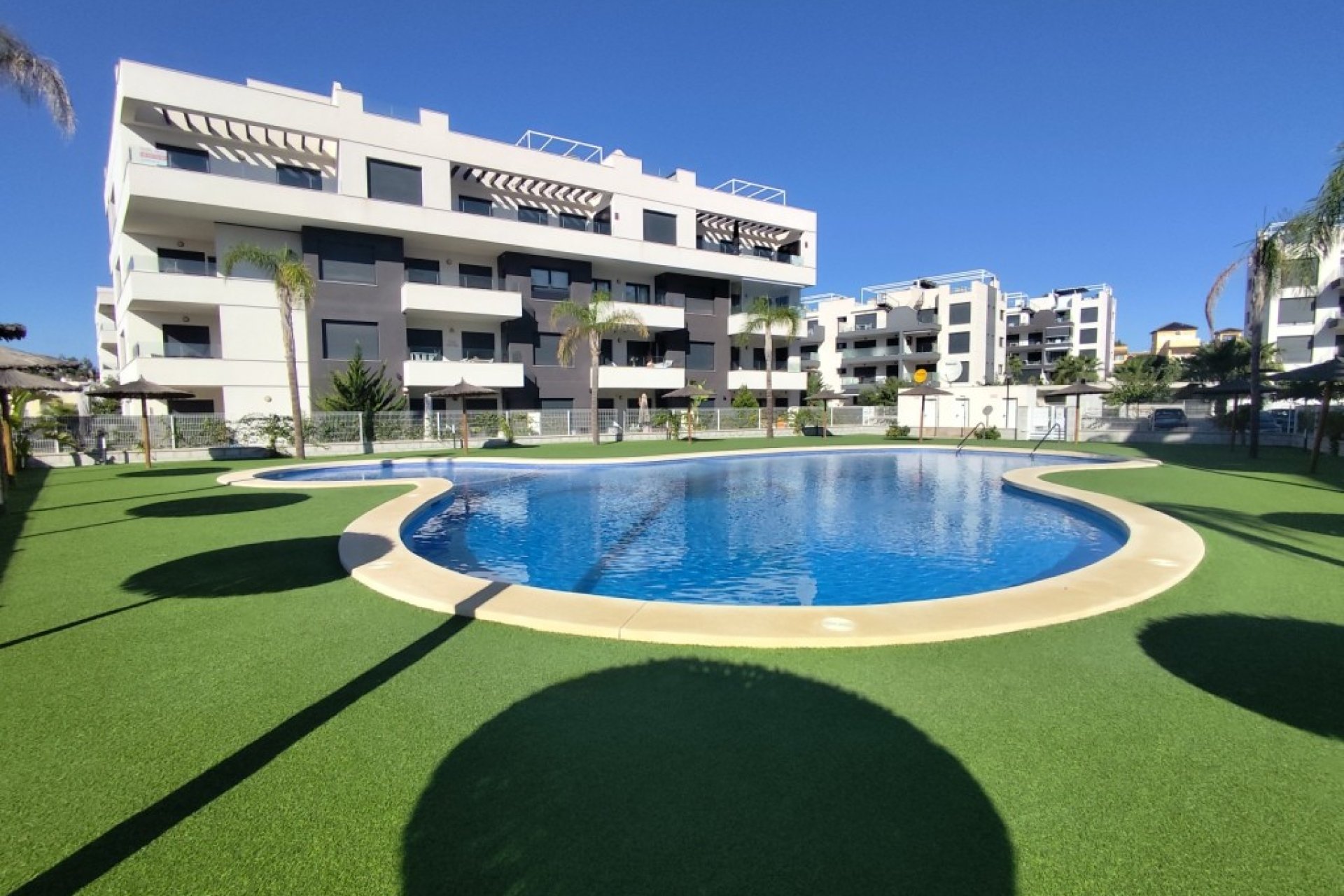 Reventa - Apartamento / Piso - Villamartin - Villamartín