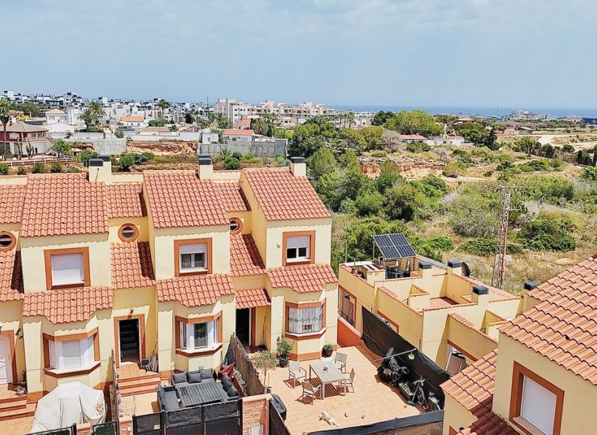 Reventa - Casa adosada - Cabo Roig