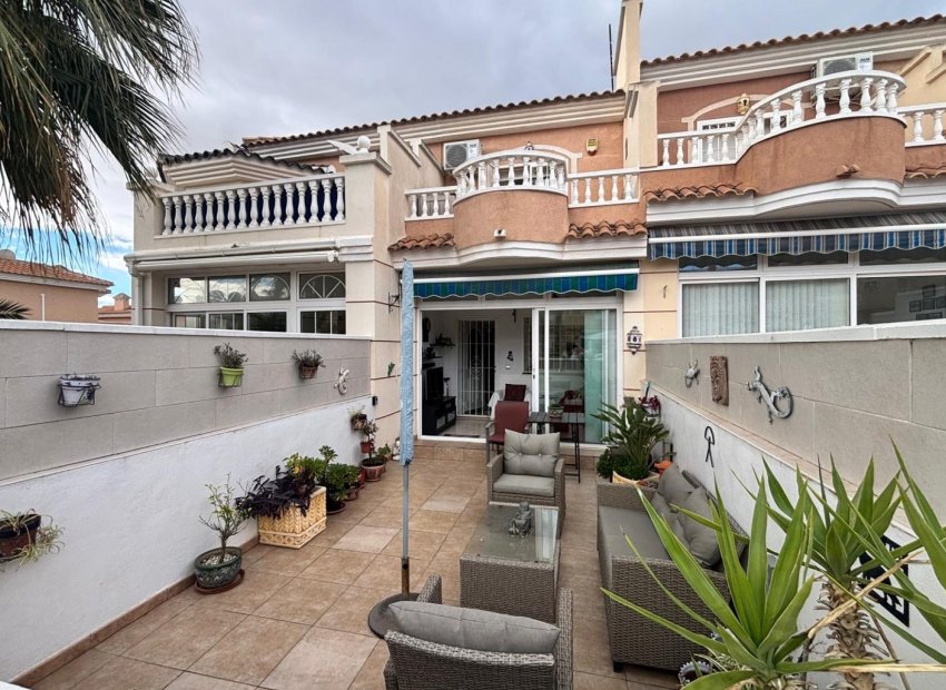 Reventa - Casa adosada - Ciudad Quesada - Doña Pepa