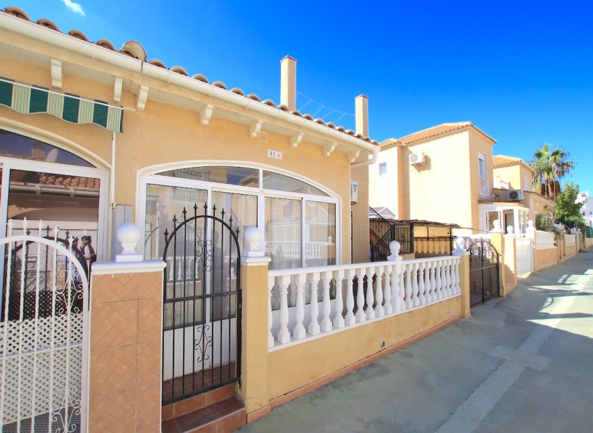 Reventa - Casa adosada - Los Balcones