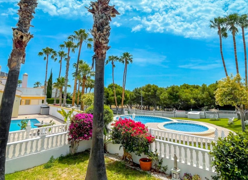 Reventa - Casa adosada - Orihuela Costa - La Rioja