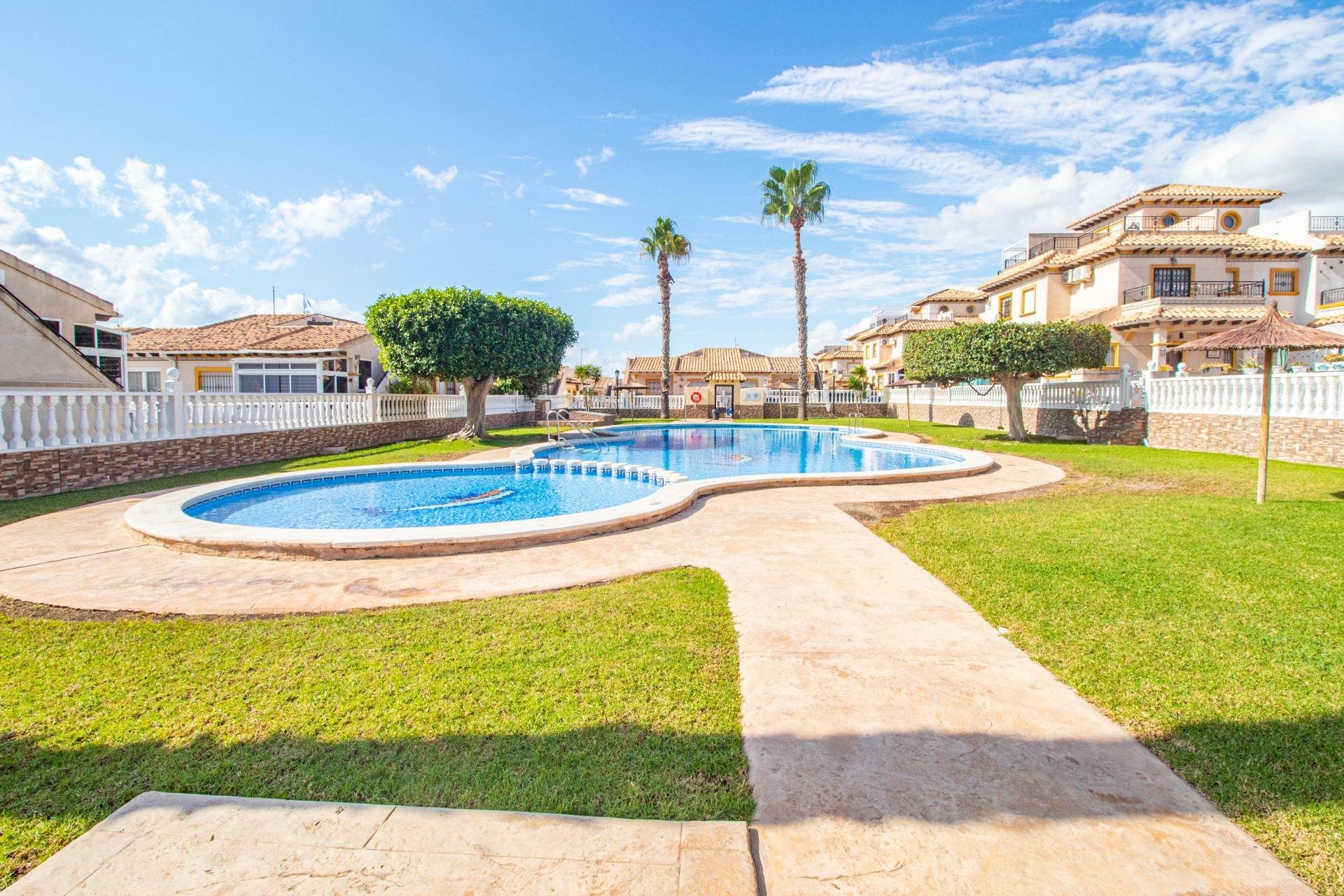 Reventa - Casa adosada - Orihuela Costa - La Zenia