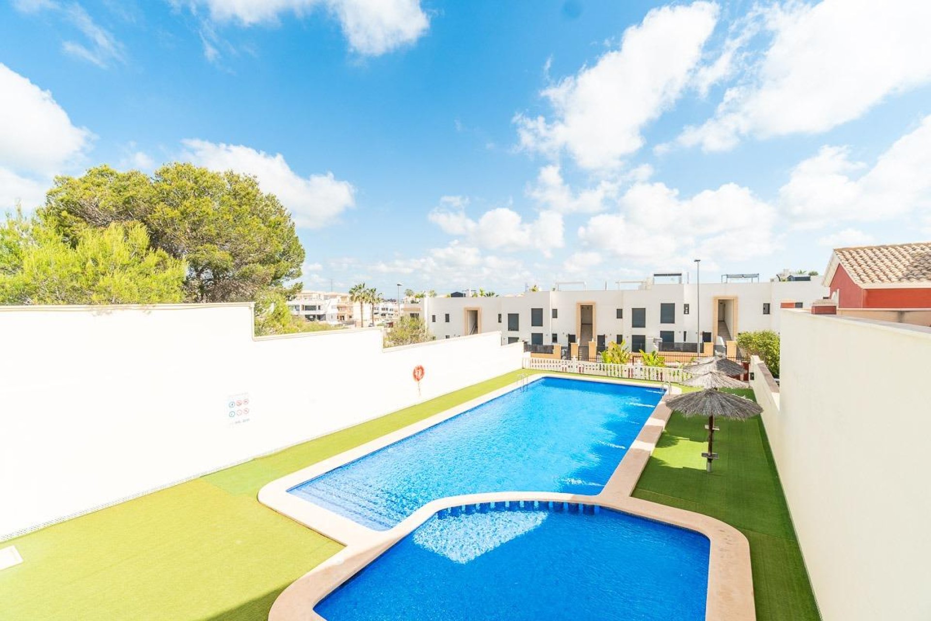 Reventa - Casa adosada - Orihuela Costa - PAU 8