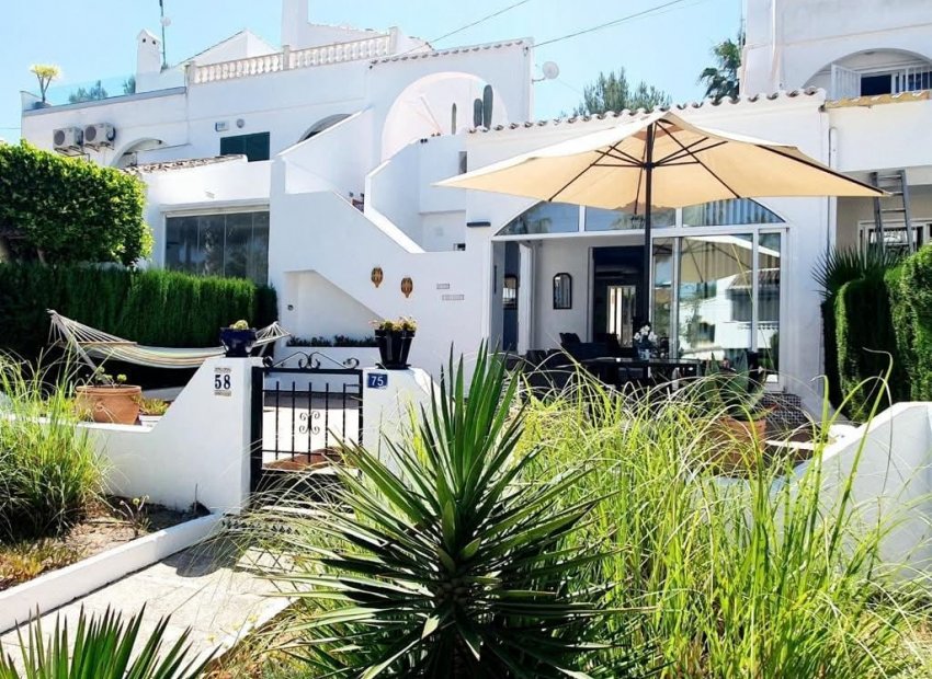 Reventa - Casa adosada - Orihuela Costa - Villamartín