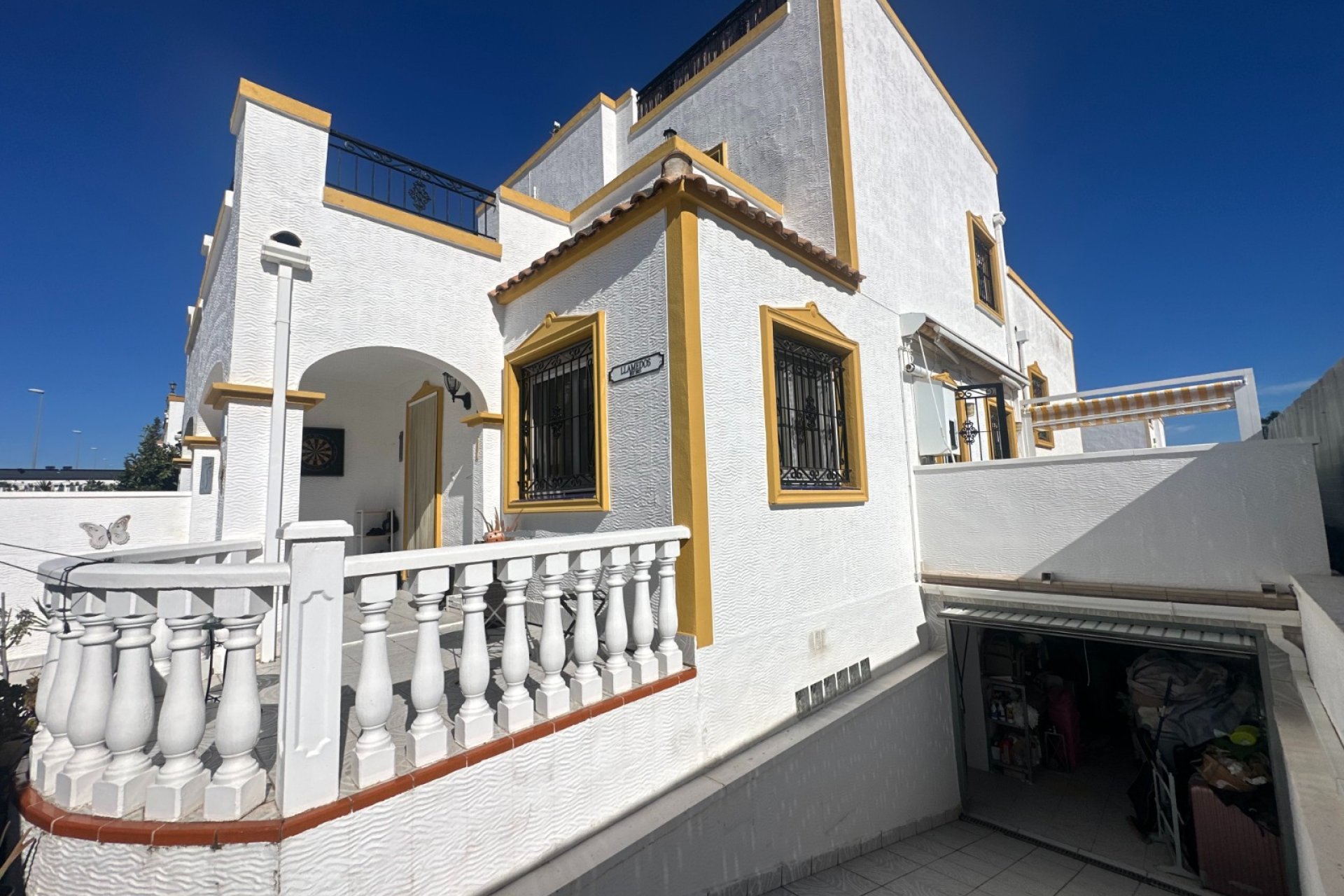 Reventa - Casa adosada - Orihuela - Entre Naranjos