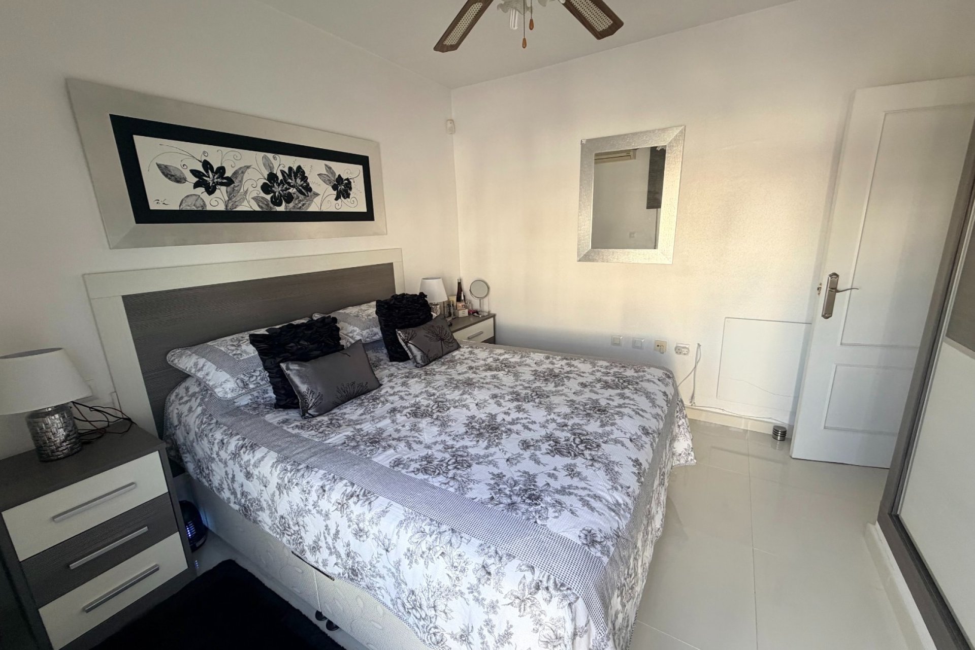 Reventa - Casa adosada - Orihuela - Entre Naranjos