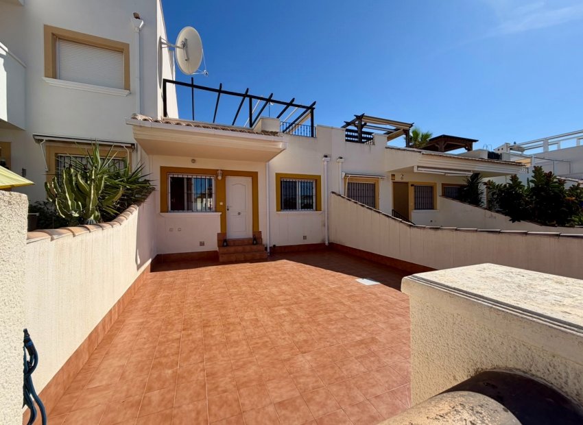 Reventa - Casa adosada - Orihuela - Entre Naranjos