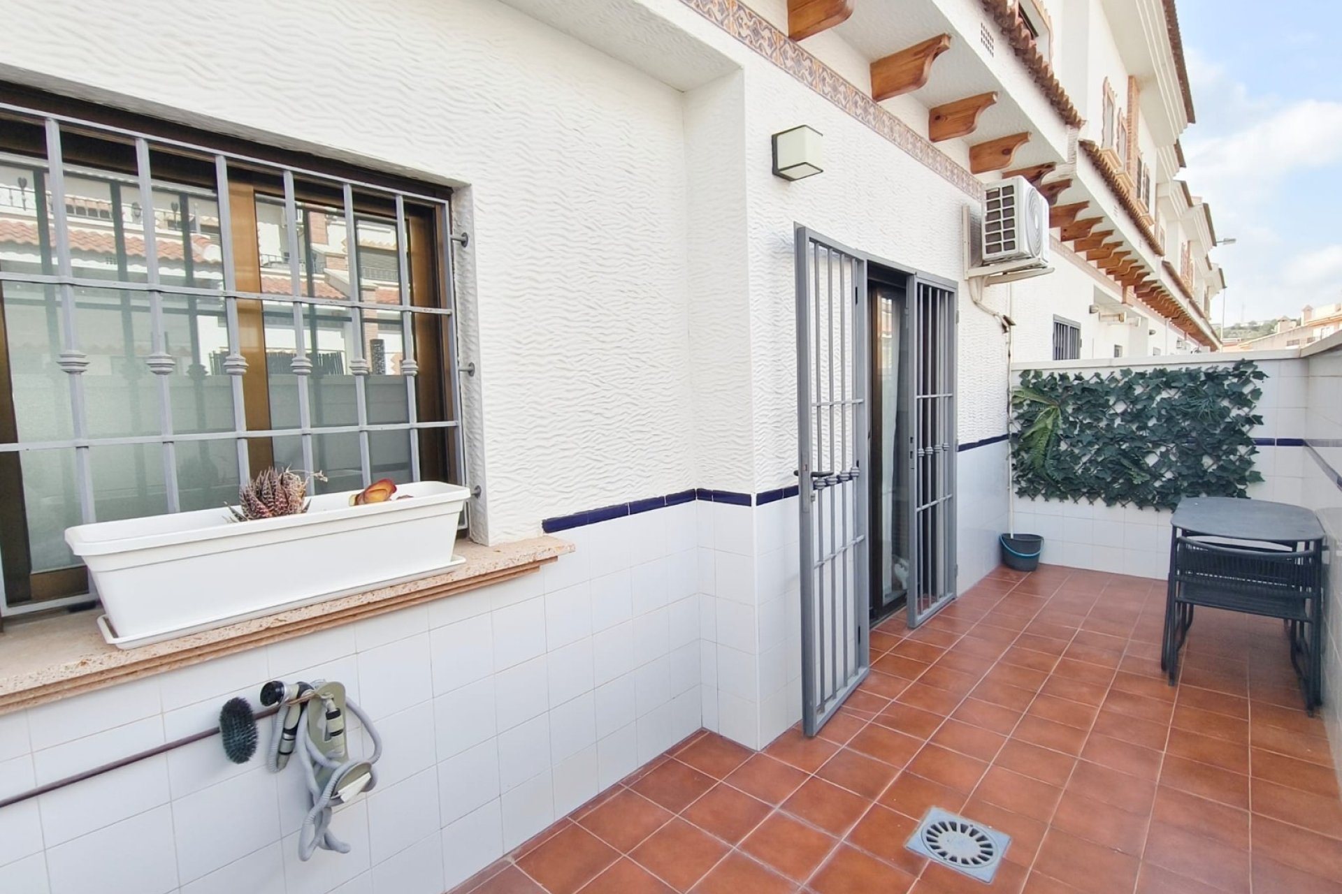 Reventa - Casa adosada - San Miguel de Salinas