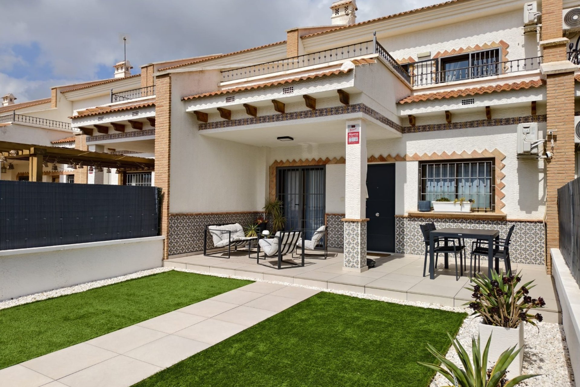 Reventa - Casa adosada - San Miguel de Salinas